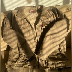 Men’s Levi’s Utility Jacket Sherpa Inside Size XL